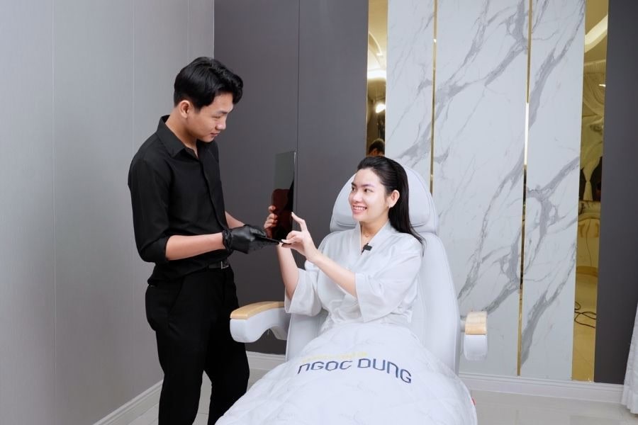 Giá phun xăm thẩm mỹ bao nhiêu tiền? Bảng giá mới, chi tiết 2026 19 Tình trạng ban đầu của mày môi mí cũng sẽ ảnh hưởng đến giá phun xăm