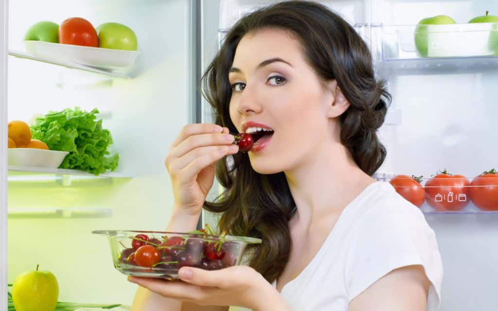Chế độ ăn uống cùng các lưu ý quan trọng để sở hữu làn da không tuổi