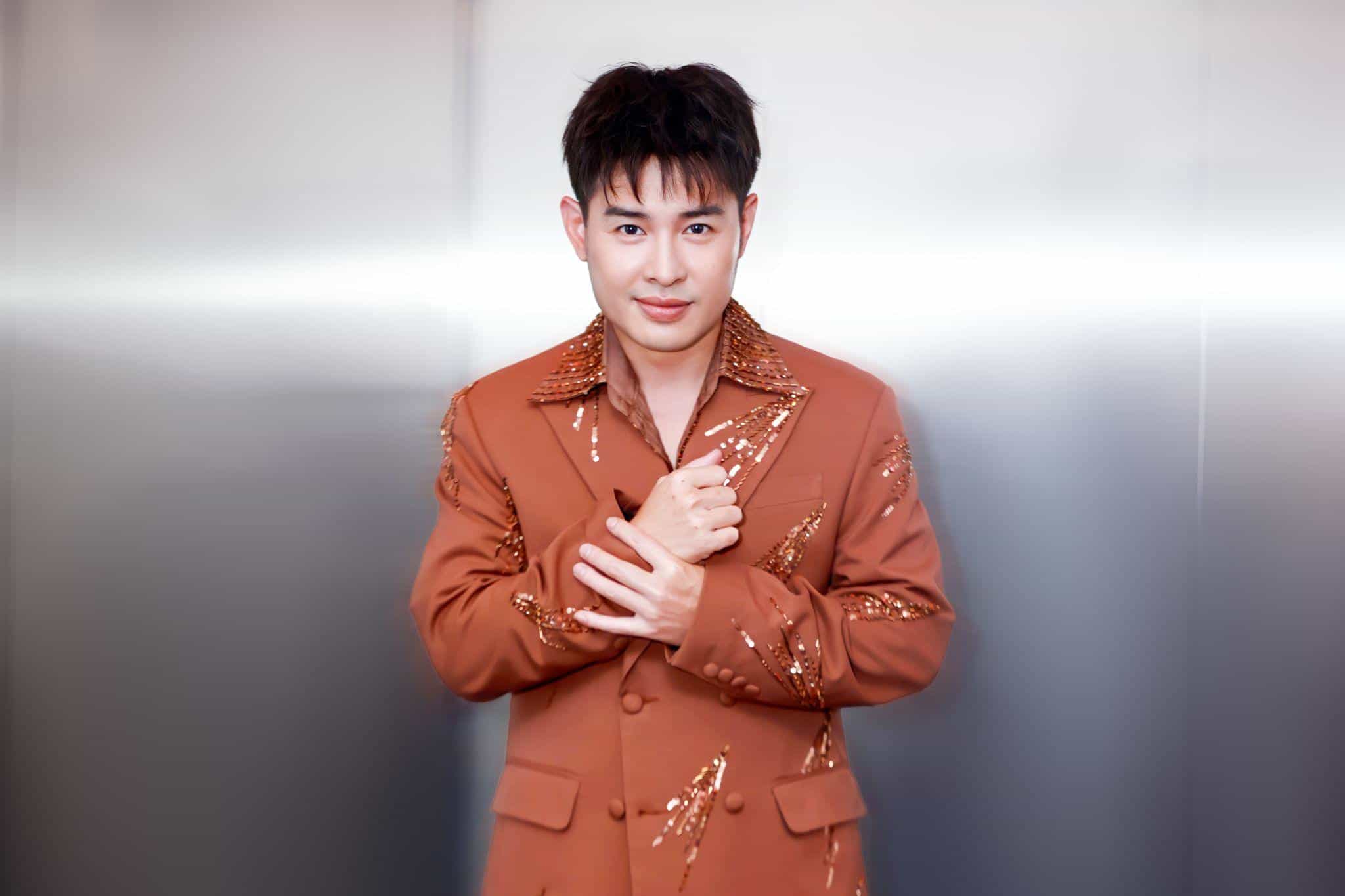  "Hoàng tử Ballad" Hoàng Hải mang đến ba ca khúc trữ tình trong đêm tiệc 