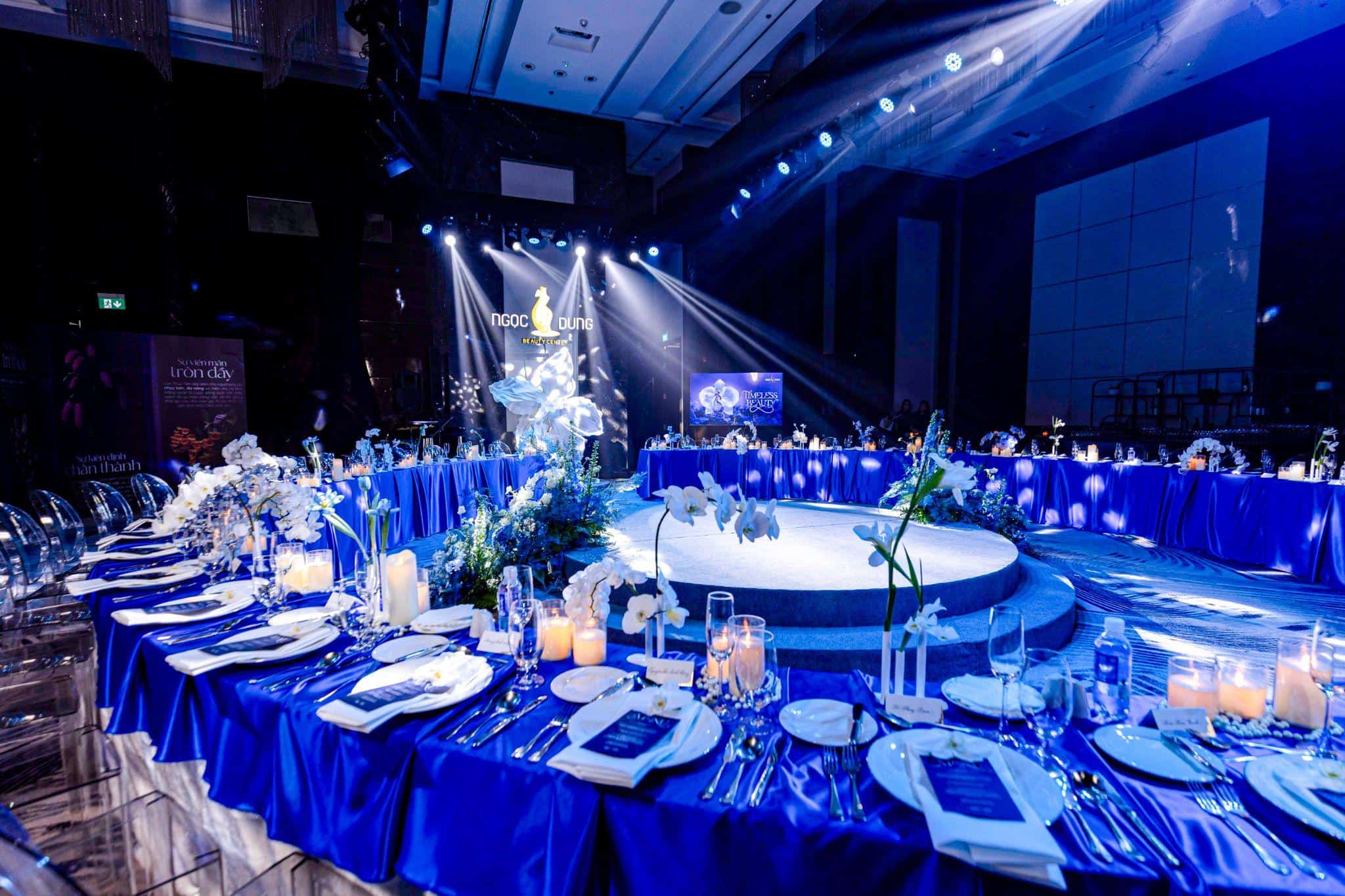 Không gian sang trọng của buổi tiệc Timeless Beauty