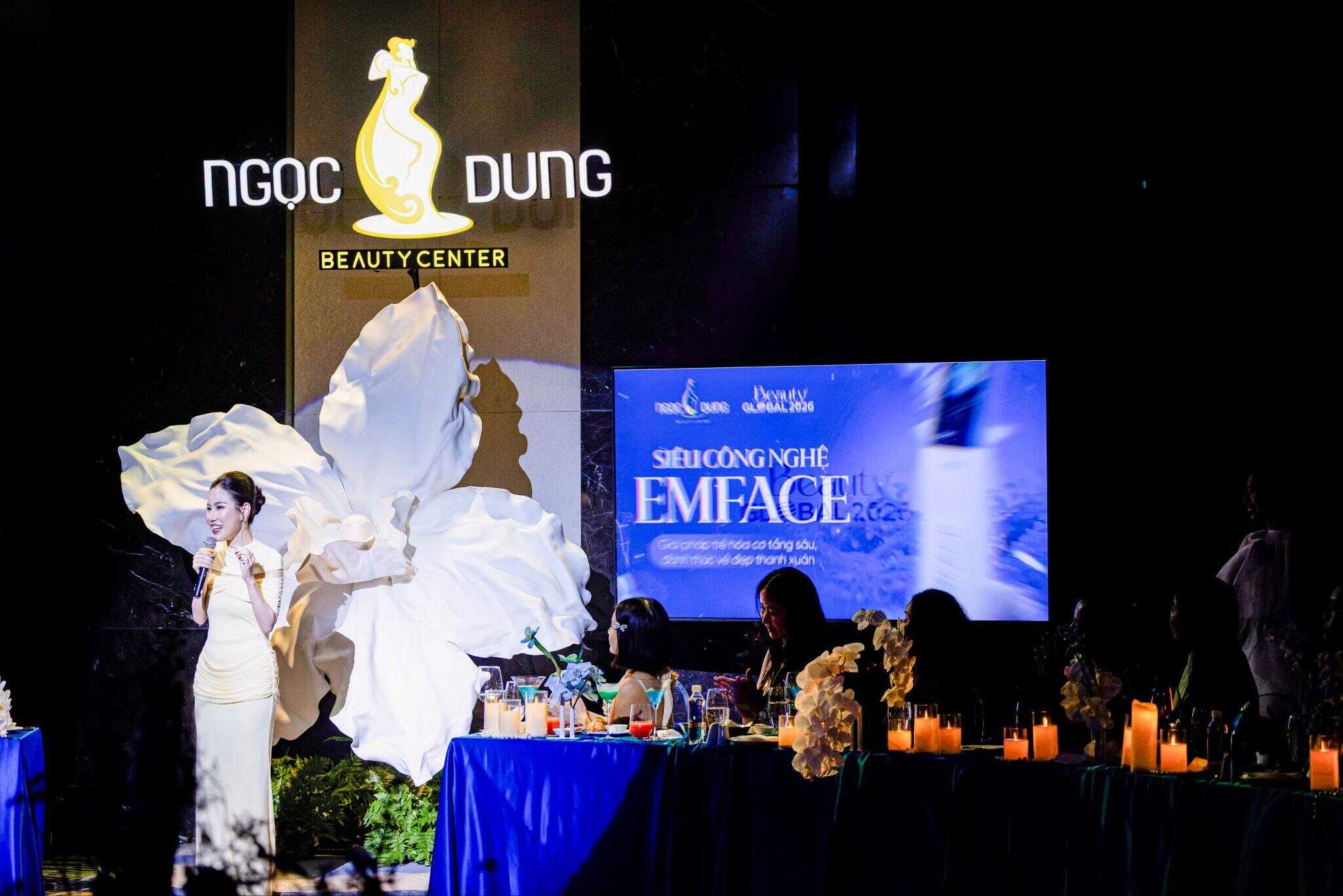 Ngọc Dung gửi trao bộ quà tặng "Đặc Quyền Thượng Khách", hứa hẹn mang đến vẻ đẹp không tì vết cho khách hàng