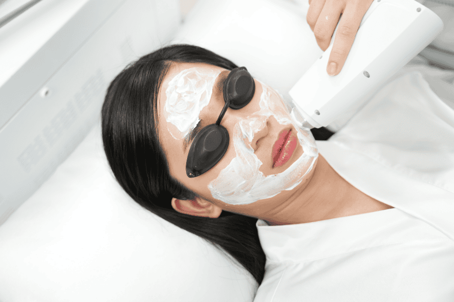 Liệu Pháp Tái Sinh Tế Bào PDRN BIOREGEN 4D Phục Hồi Da 11 Quy trình điều trị PDRN BioRegen 4D được thực hiện theo quy trình chuẩn y khoa 8 bước tại TMV Ngọc Dung