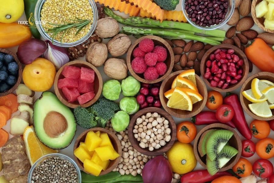 Phun mí mắt có bị già không? Cách sở hữu đôi mắt trẻ trung 5 Cần bổ sung nhiều vitamin sau phun mí để mí mắt hồi phục và chuẩn màu nhanh chóng