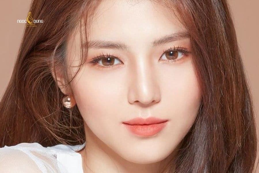 Môi thâm nên dùng son màu gì? Top 8 màu son cực đỉnh 4 Môi màu cam đất phù hợp với nền môi thâm nhẹ giúp diện mào trông Tây và cá tính hơn