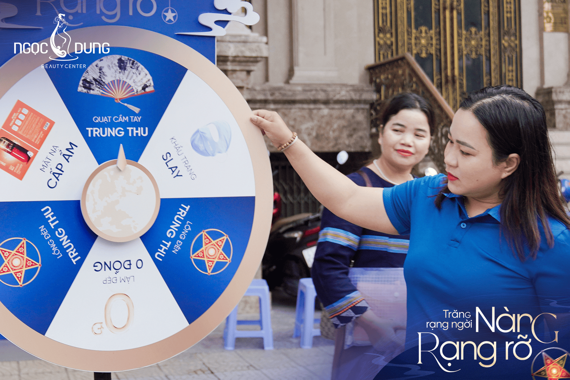 Niềm vui nối tiếp với những lượt quay số may mắn và quà tặng dành cho khách hàng