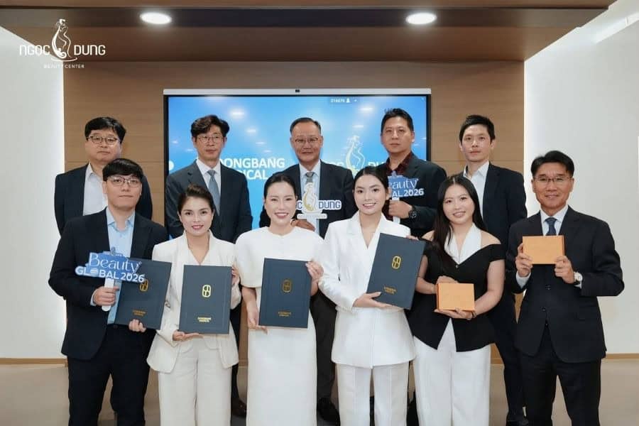 Đội ngũ chuyên môn giàu kinh nghiệm tại Ngọc Dung luôn tận tâm kiến tạo hành trình làm đẹp chỉn chu, tinh tế và phù hợp với từng khách hàng.